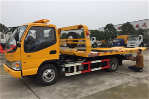 钟楼哪里有拖车服务